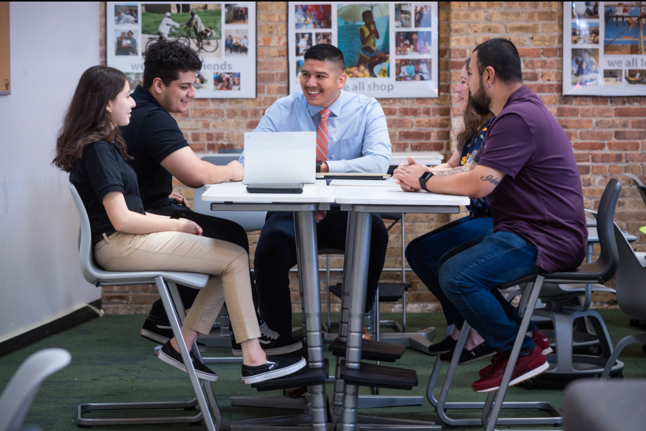 Vincent Alvarez facilitating with a group